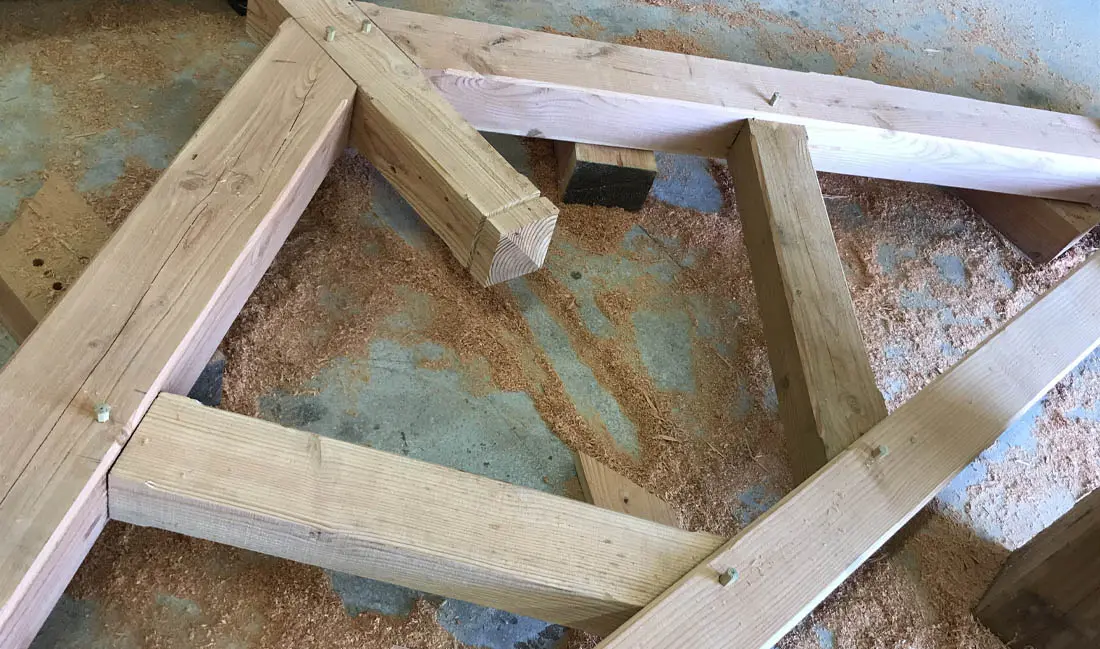 Structure bois et ferme traditionnelle