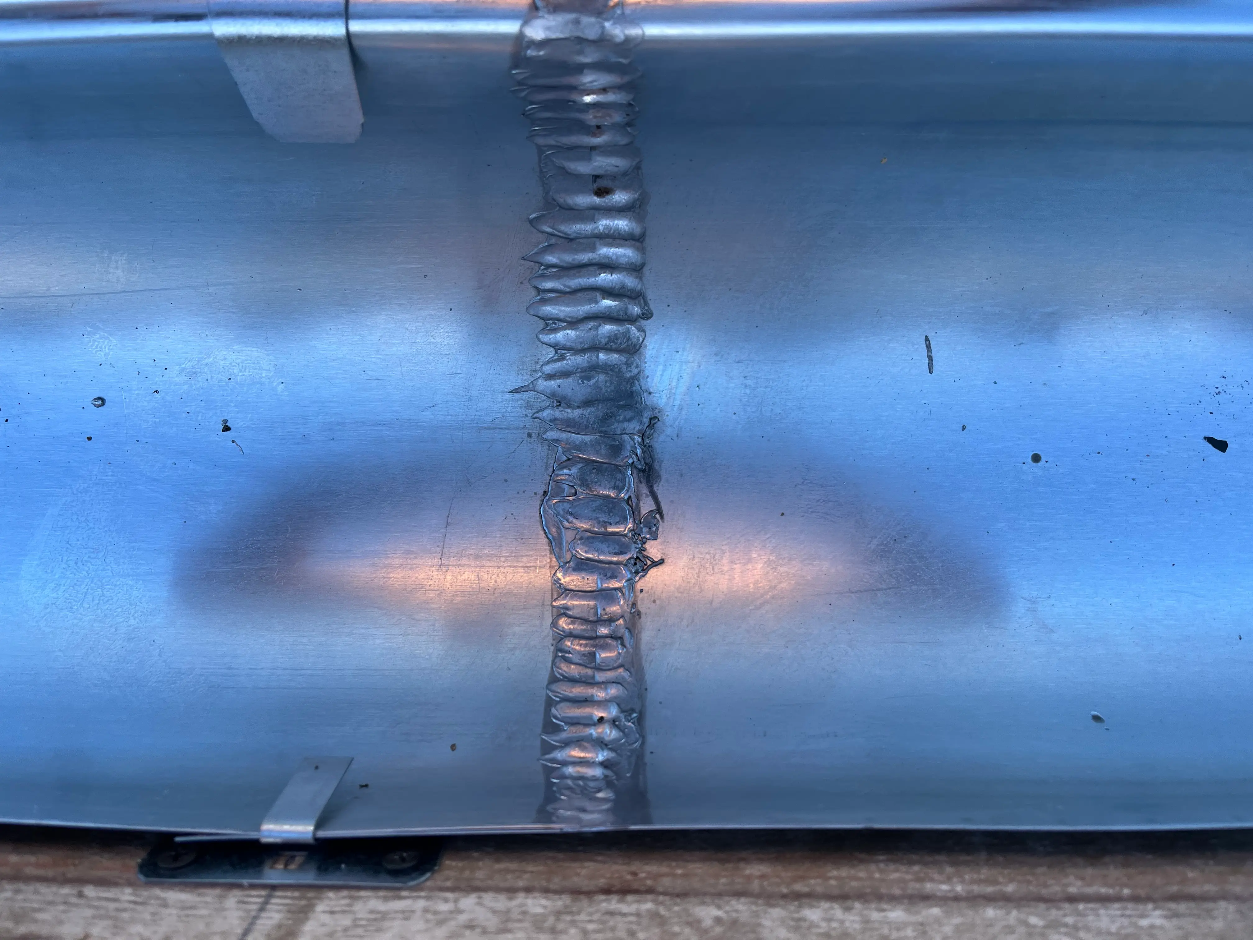 Assemblage zinc artisanal
